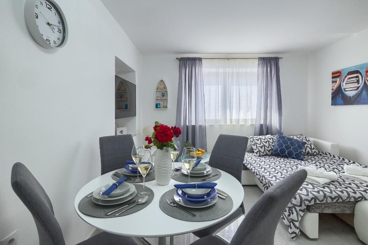 Studio Apartman Luka 波梅尔 外观 照片